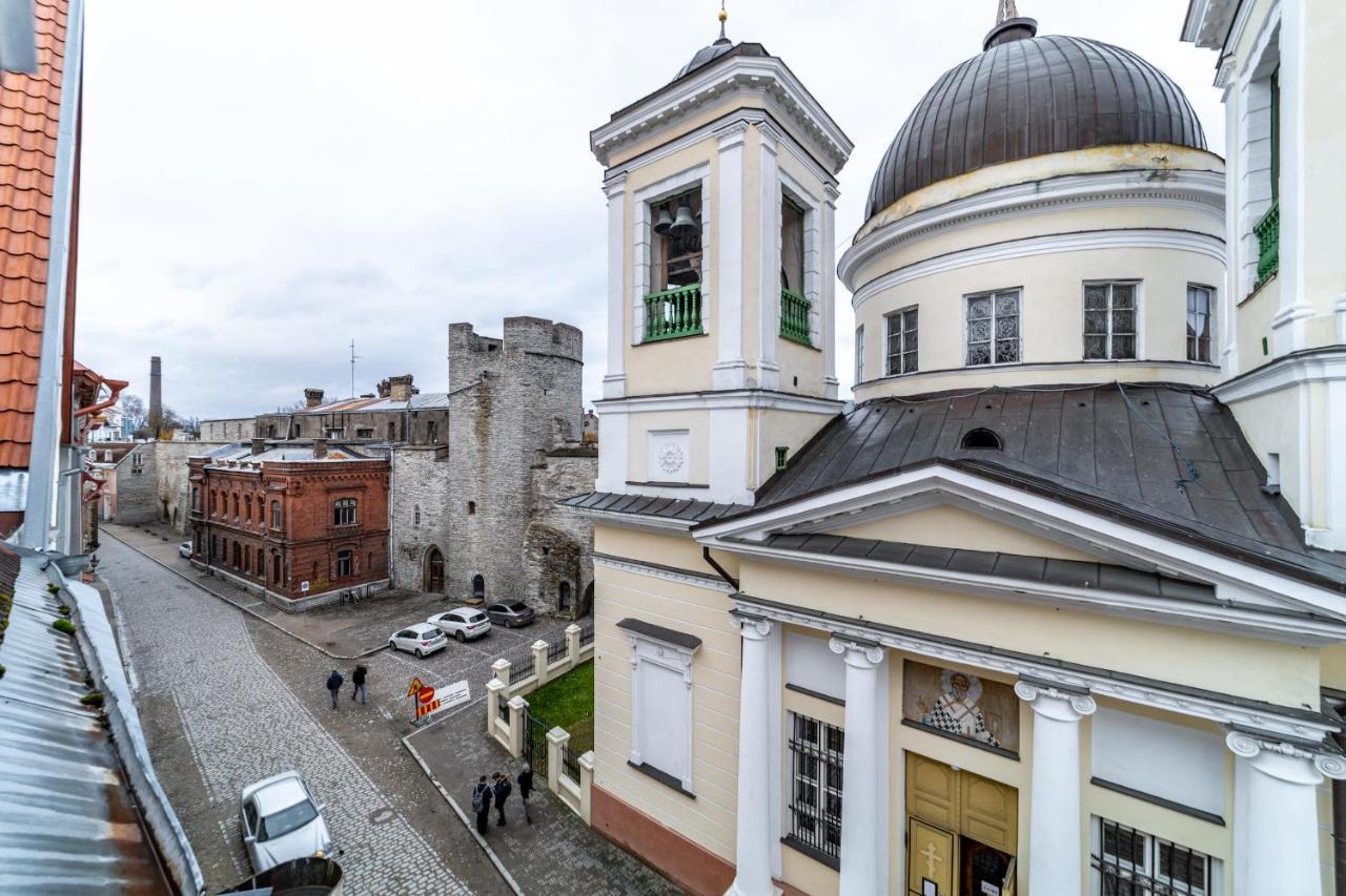 Roofs Of The Old Tallinn Guest House Buitenkant foto